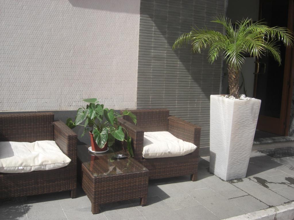 Hotel Astoria Pompei Exterior photo